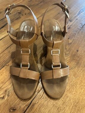 Aerosoles Heelrest leather wedges sandals